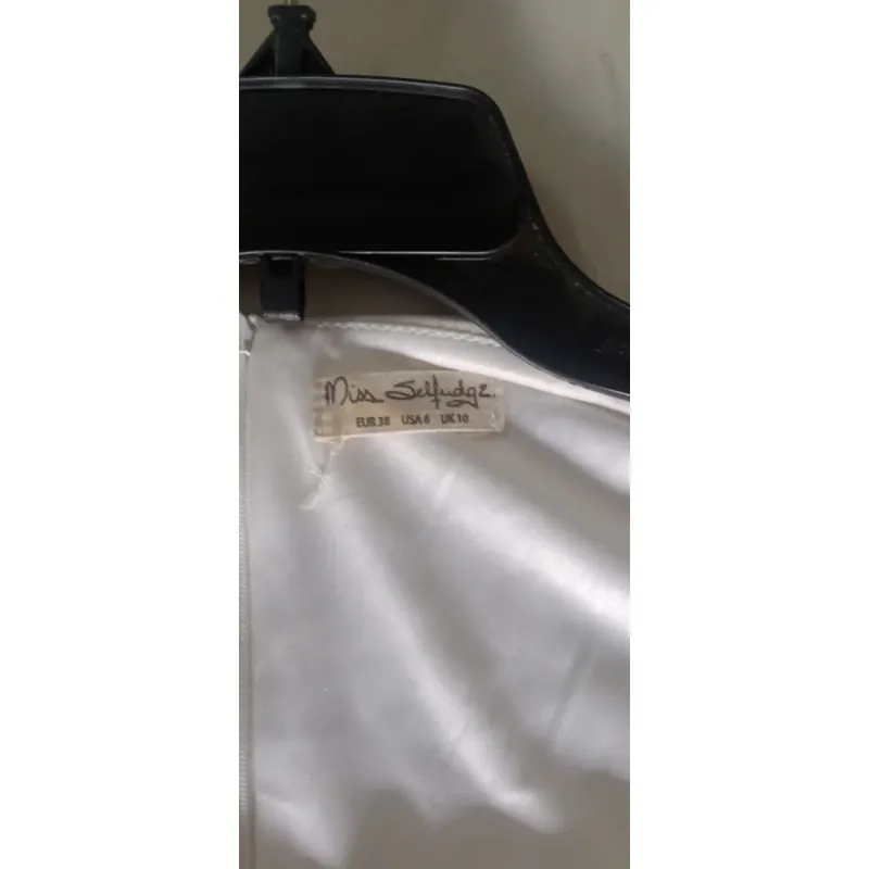 Đầm trắng Miss Selfudg size 10 989511