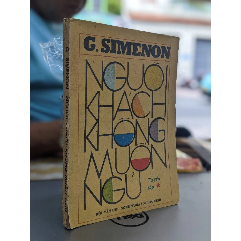 Người khách không muốn ngủ - G. Simenon 179008