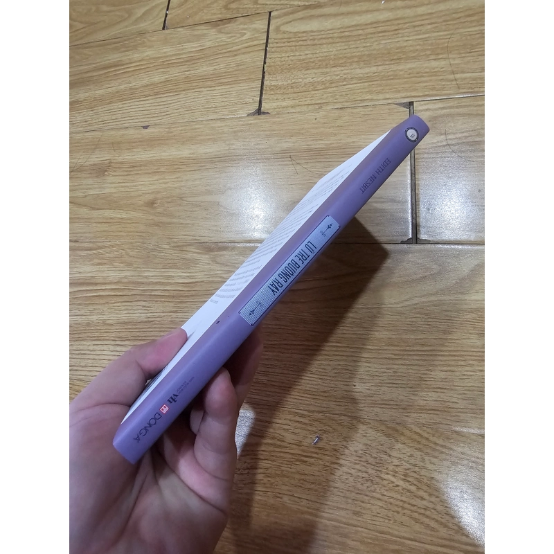 Lũ trẻ đường ray
54k (bìa 90k) 476589