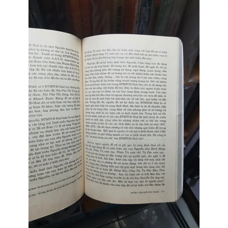 Đồ sứ men lam huế những trao đổi học thuật 784155