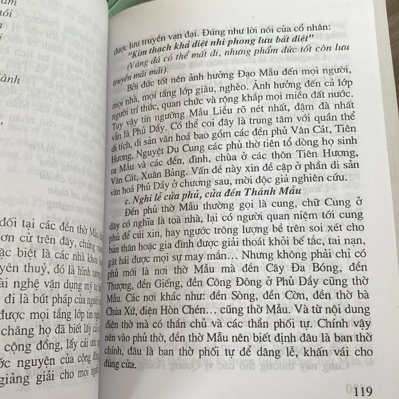 HUYỀN TÍCH THÁNH MẪU LIỄU HẠNH VÀ DI SẢN VĂN HÓA LỄ HỘI PHỦ DÀY 1064248