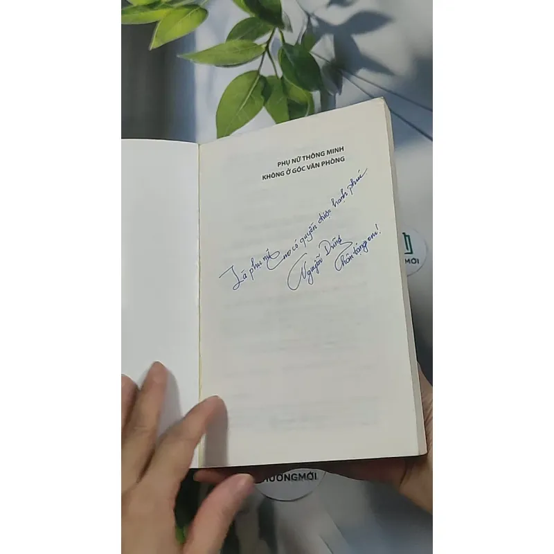 Phụ nữ thông minh không ở góc văn phòng - Lois P. Frankel    688552