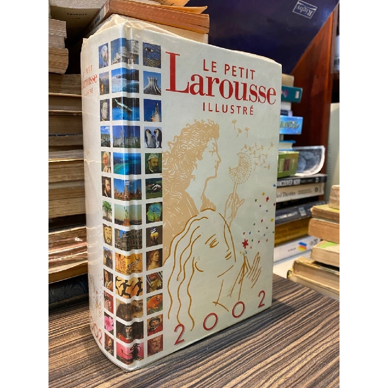 Le Petit Larousse Illustre 738431