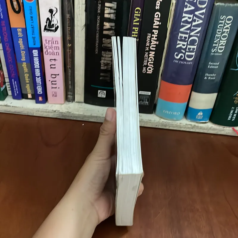 Vượn Trần Trụi (Nghiên Cứu Của Nhà Động Vật Học Về Con Vật Người) - DESMOND MORRIS - 2010 558236