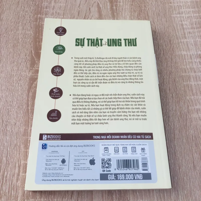 SỰ THẬT VỀ UNG THƯ  - hiểu đúng, chữa đúng và phòng ngừa đúng 996137
