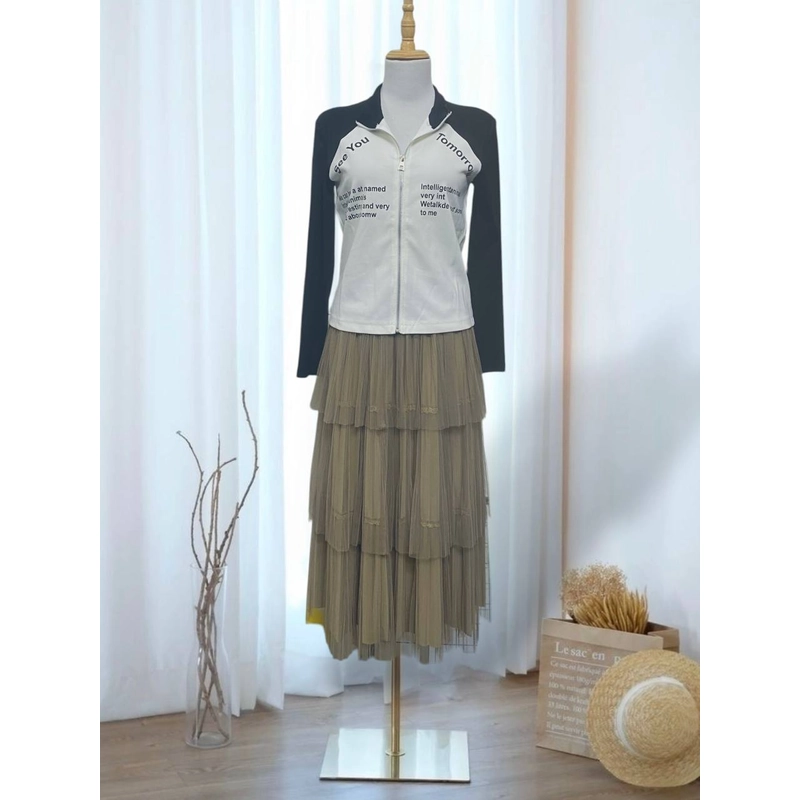 [Mới] Áo khoác khoá kéo có đệm vai Yangyishang (brand nội địa Trung) size M 416542