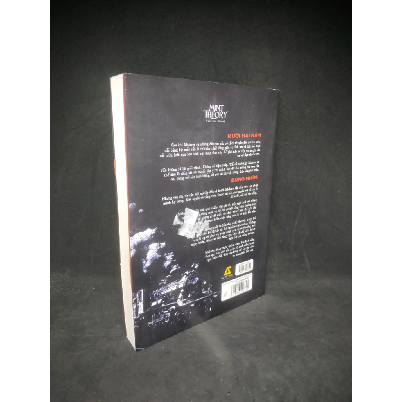 [59K/kg] Malorie Hành trình chạy trốn Tử Thần mới 90% HCM3003 365269