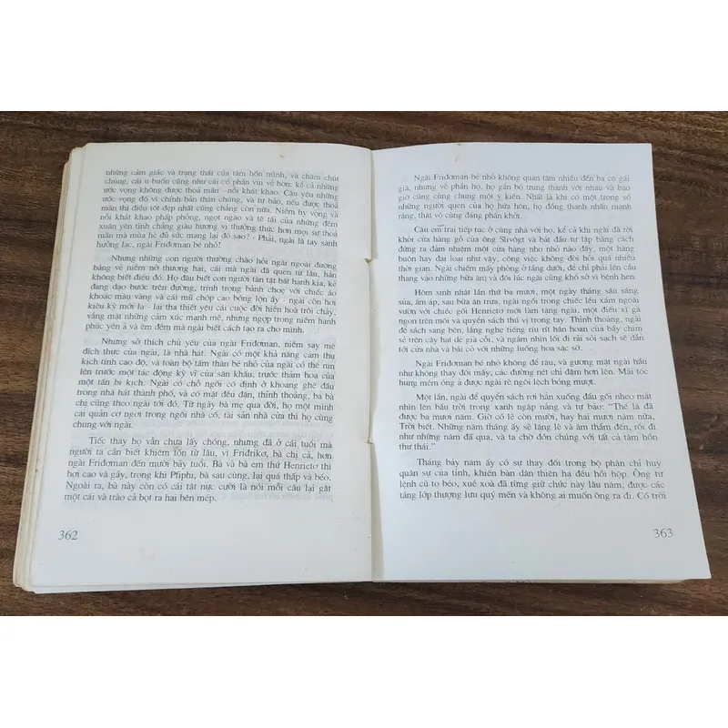 Tuyển tập truyện ngắn các tác giả đoạt giải Nobel (tập 2) - 717 trang 720468