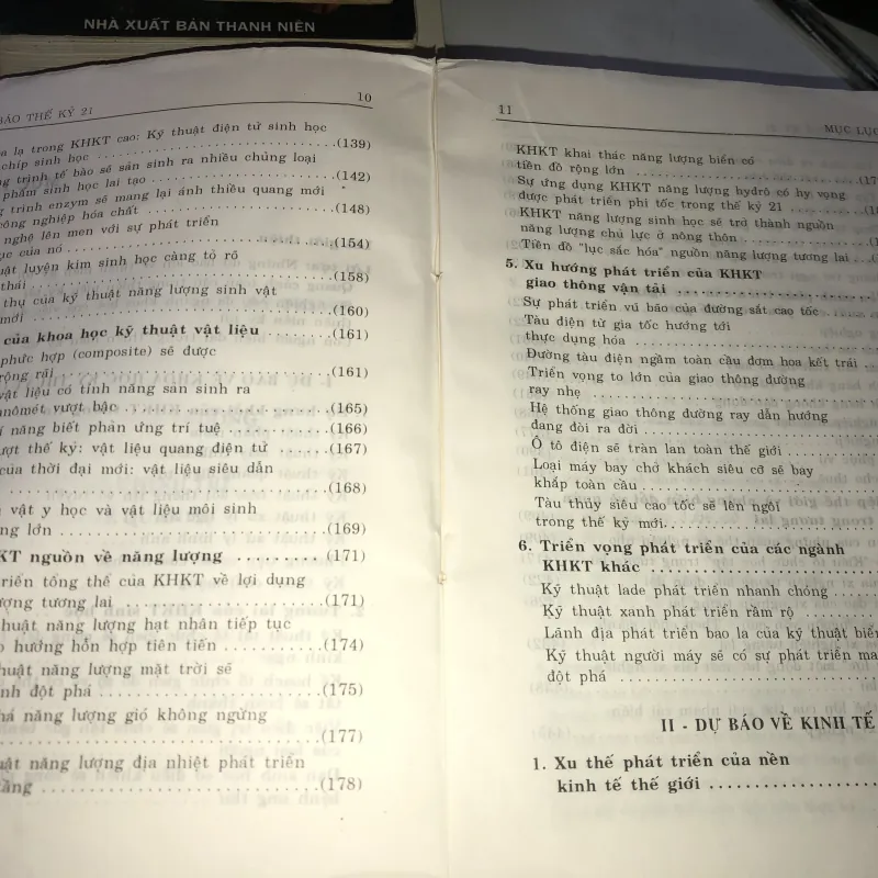 Dự báo thế kỷ 21 780237