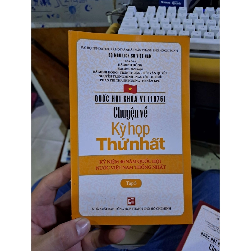 Quốc hội khoá vi (1976) - 6 tập (1->6) - Hà Minh Hồng LỊCH SỬ - CHÍNH TRỊ - TRIẾT HỌC HCM1008 919979