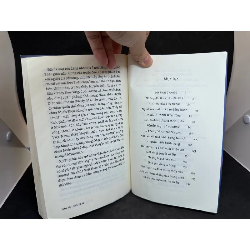 [Phiên Chợ Sách Cũ] Chốc Lát Những Bến Bờ (Sách Tặng Kèm), Hồ Anh Thái, 2019 1304 433694