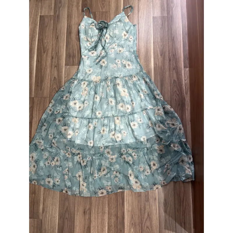 Đầm nữ màu xanh ngọc 1013407