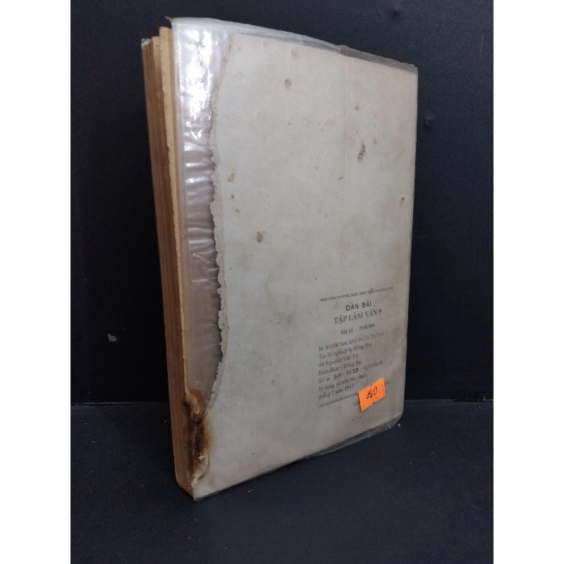 Dàn bài tập làm văn 9 mới 50% bẩn bìa, ố vàng, tróc gáy, vệt cháy xém, có chữ viết, gạch chân 1998 HCM0412 Khánh Sằn, Ngọc Hóa, Trần Ngọc GIÁO KHOA 924347