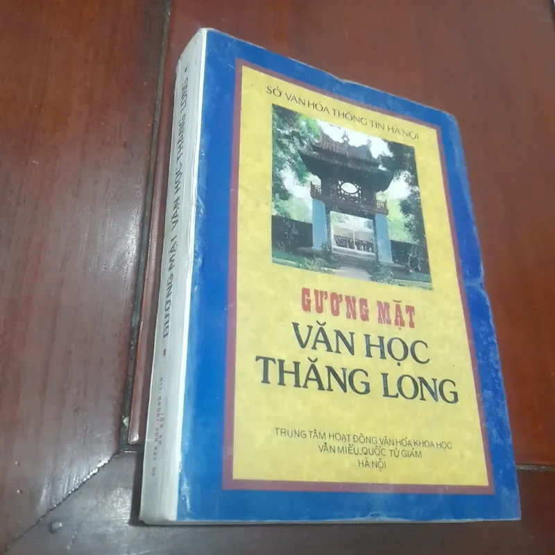 GƯƠNG MẶT VĂN HỌC THĂNG LONG, tập 1 (Nguyễn Huệ Chi chủ biên) 720522
