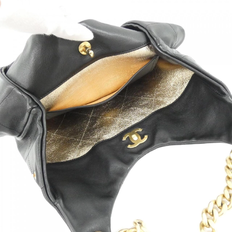 Túi xách vai Chanel 611234