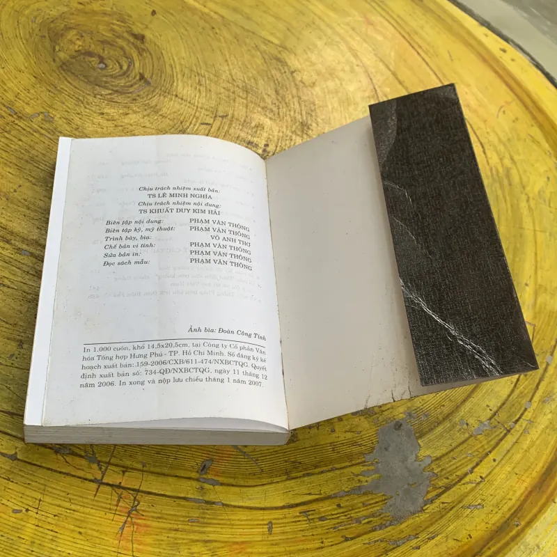 MỘT CHUYẾN TÀU ĐÊM- LƯU TRỌNG LÂN 748639