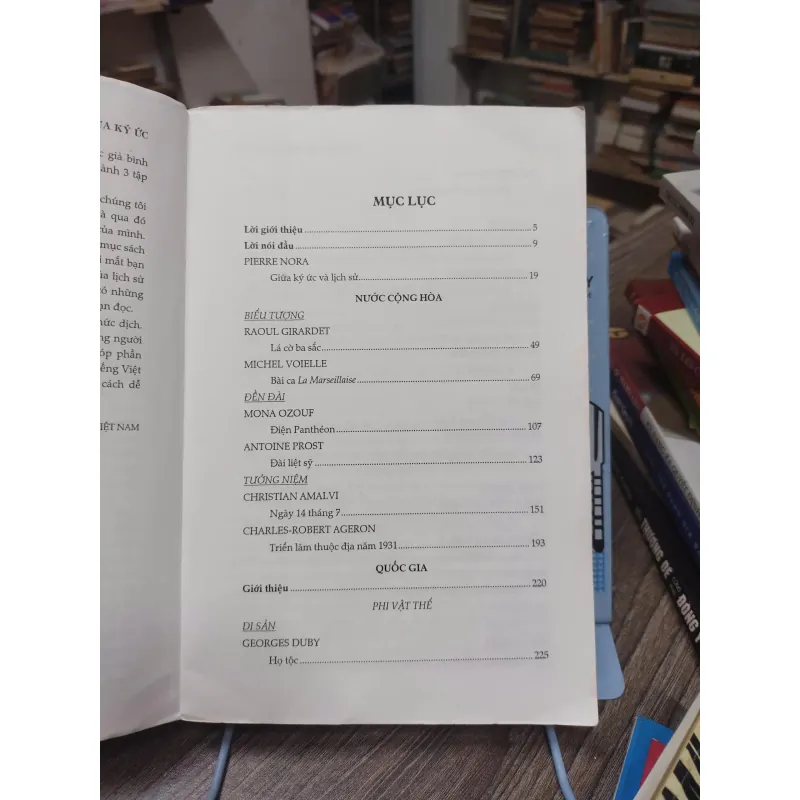 Sách:  Những di chỉ của kí ức (A3) - Tác giả: Pierre Nora 624996