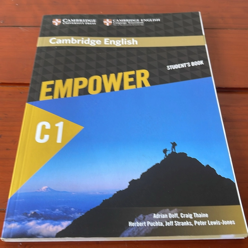 HỌC TIẾNG ANH Empower student’s book C1 537779