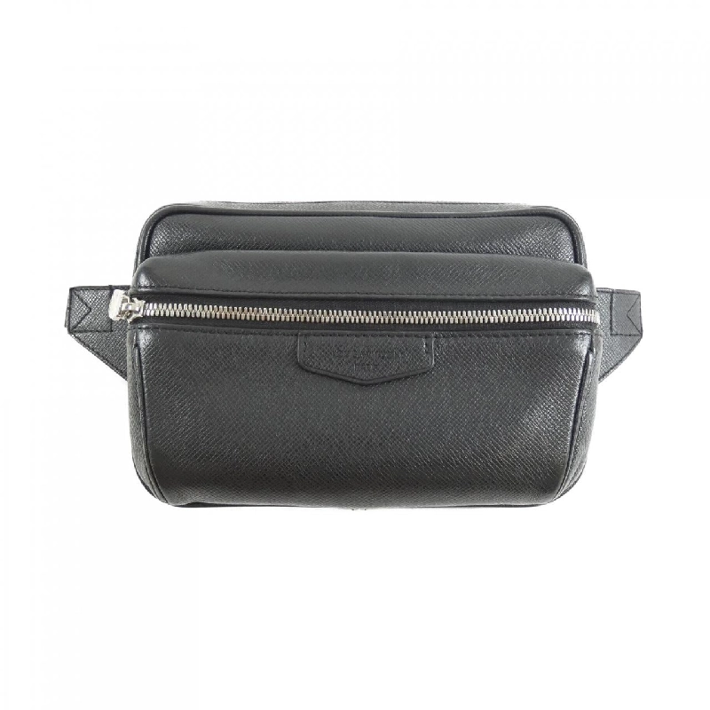 Túi đeo chéo Louis Vuitton Taiga Bum Bag Outdoor M33438 612622