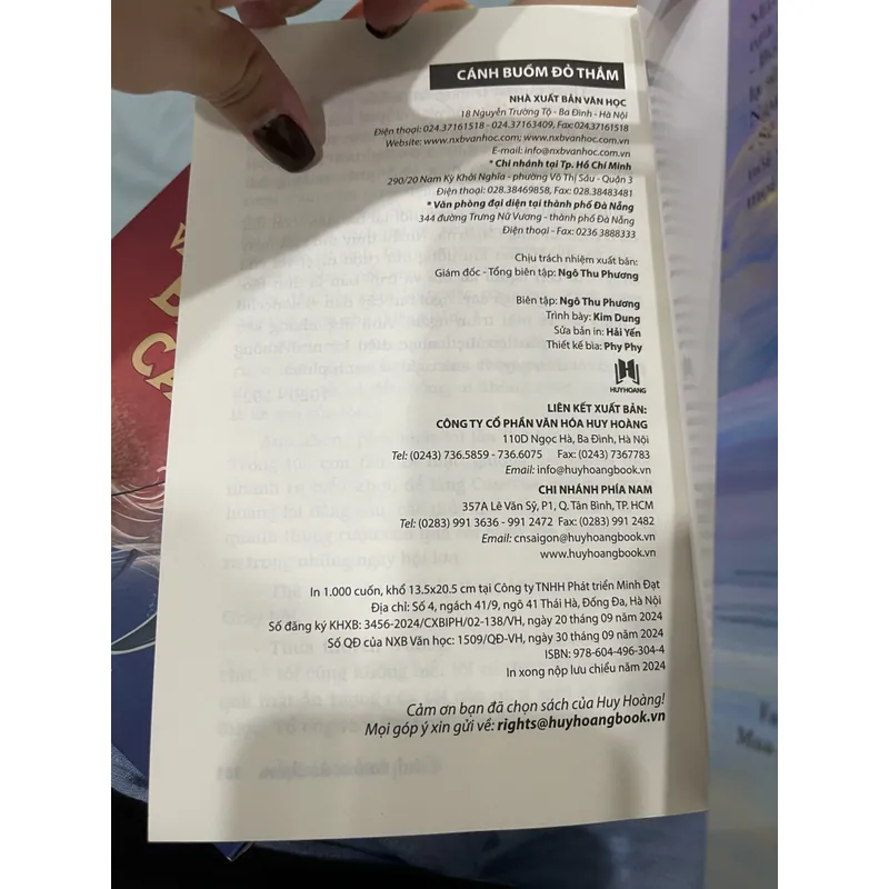 Combo 2 cuốn “Ông già và biển cả” và “Cánh buồm đỏ thắm” (sách mới 99%) 691010
