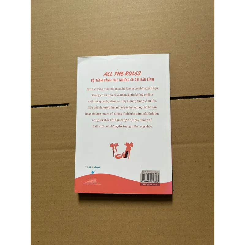 Sống bản lĩnh theo cách một quý cô 796143