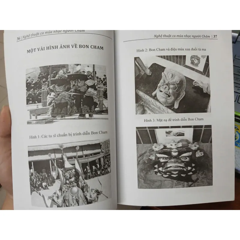 NGHỆ THUẬT CA MÚA NHẠC NGƯỜI CHĂM 701764