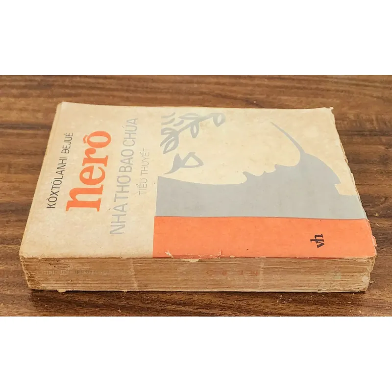 Tiểu thuyết lịch sử Hungary: NERÔ NHÀ THƠ BẠO CHÚA (1985) 723302