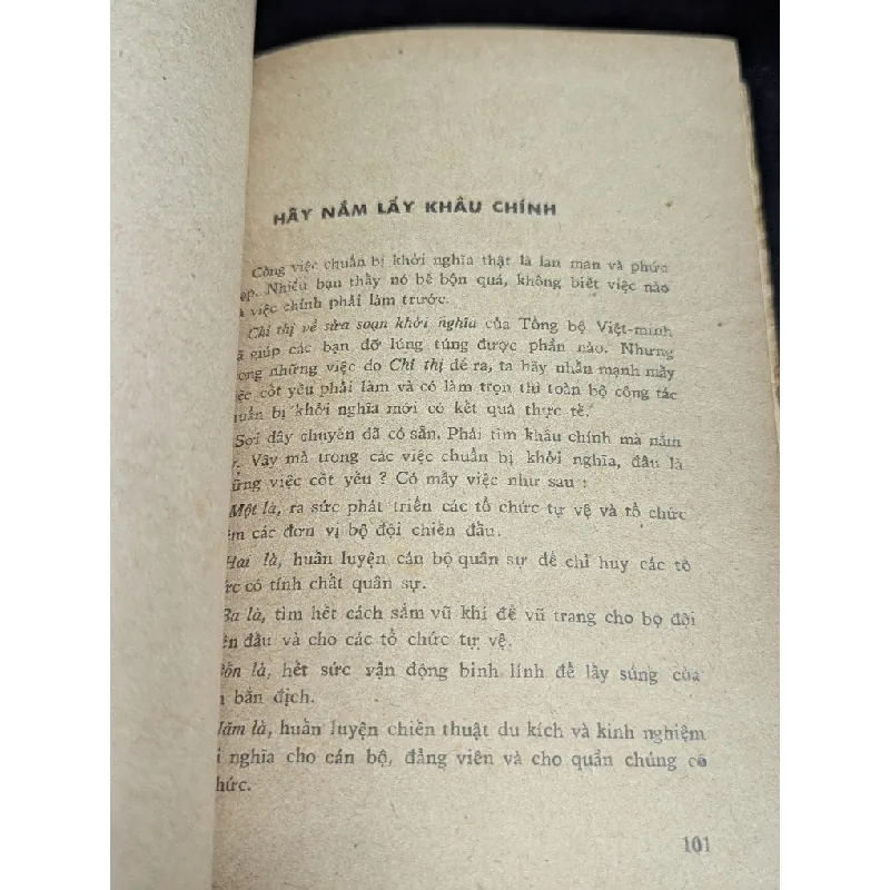 Ngọn cờ giải phóng 605485