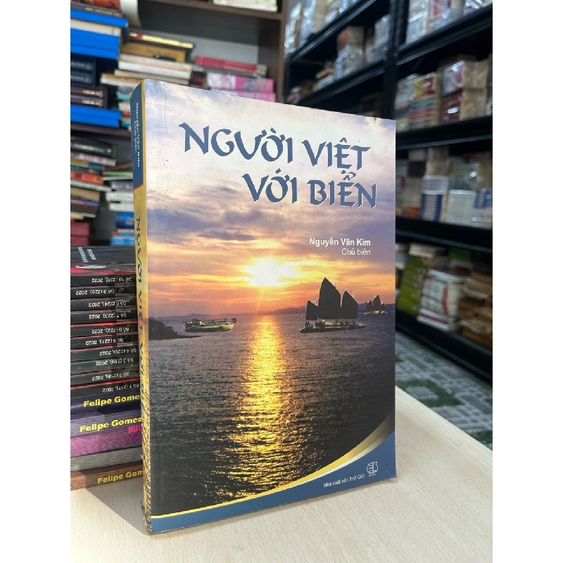 Người Việt với biển - Nguyễn Văn Kim 729134