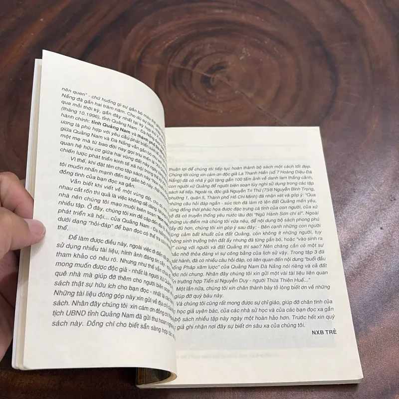 II Địa Phương: Hỏi Đáp Non Nước Xứ Quảng - Lê Minh Quốc - 2003 990778