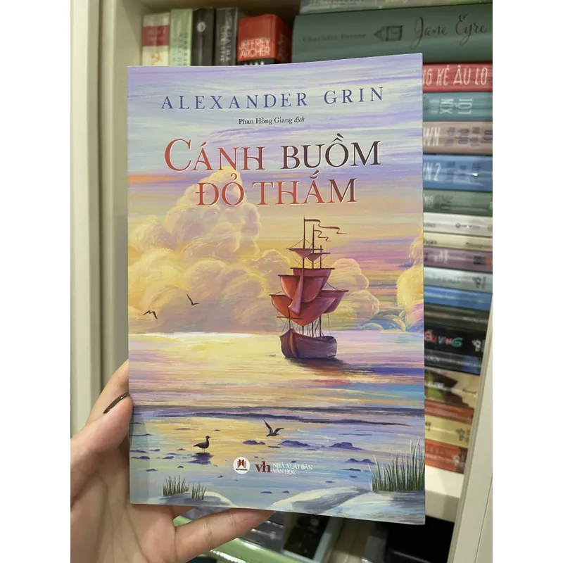 Combo 2 cuốn “Ông già và biển cả” và “Cánh buồm đỏ thắm” (sách mới 99%) 691010