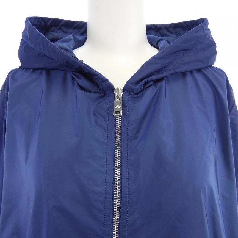 Áo khoác PRADA với logo hình tam giác 29Z597 R142 Q04 631906