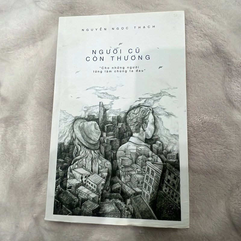 Sách - Người cũ còn thương 446376