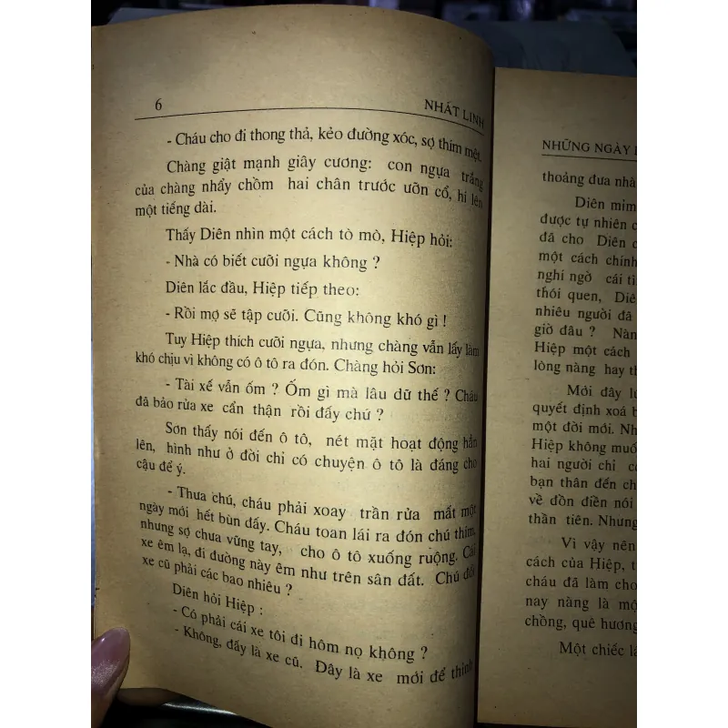 Những ngày diễm ảo - Nhất Linh 972154