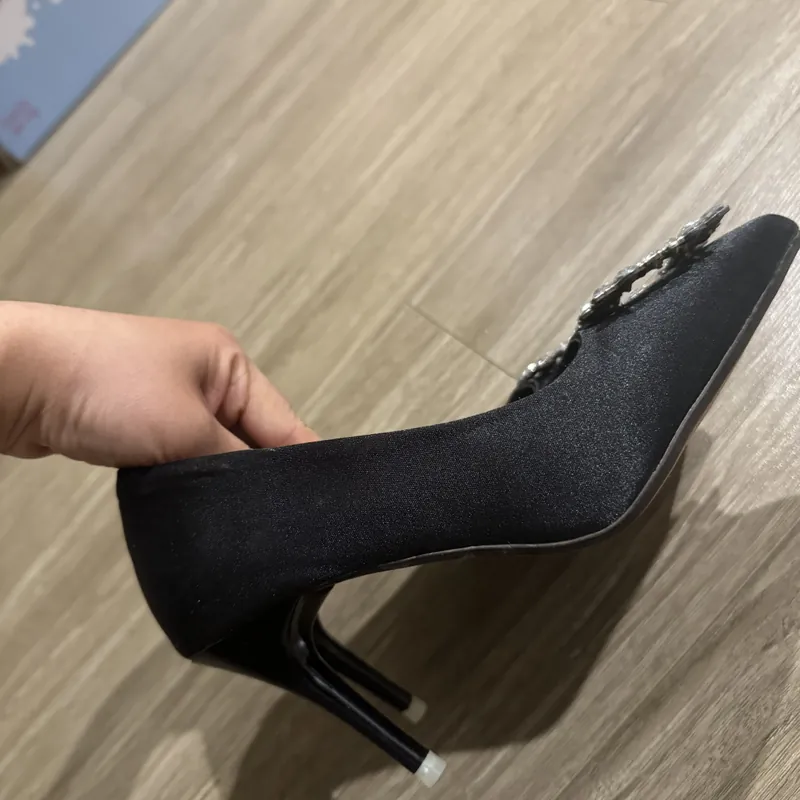 Giày cao gót mũi nhọn đính đá 740202