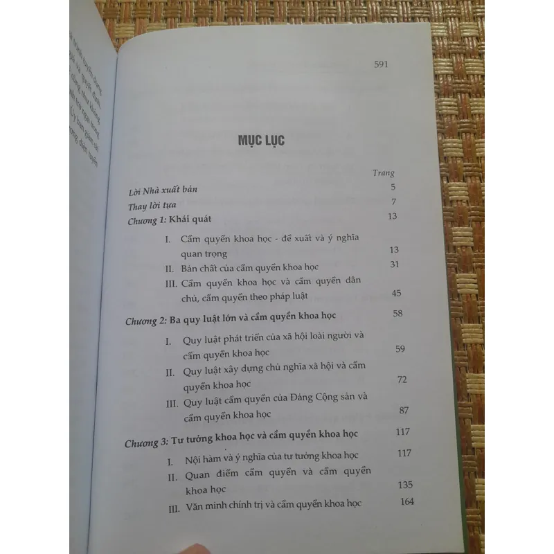 CẦM QUYỀN KHOA HỌC 735930