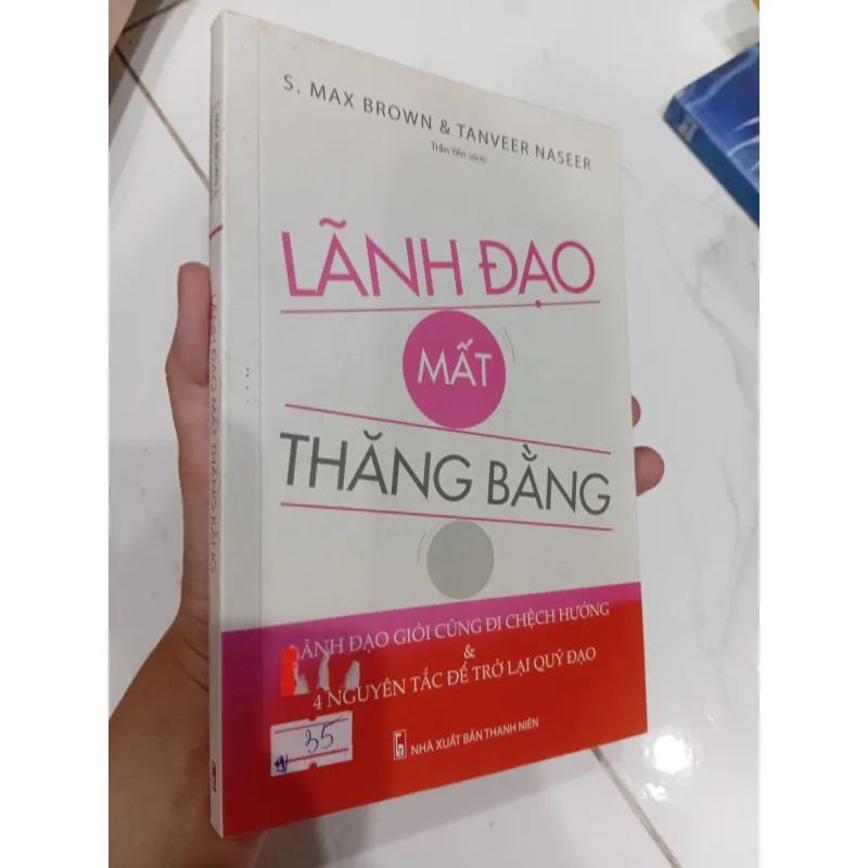Sách Lãnh đạo mất thăng bằng 1041881