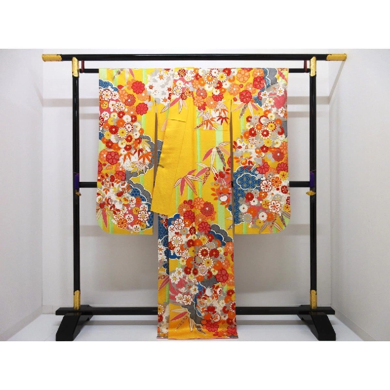 Kimono Furisode chế tác vàng Yuzen - Hàng hiệu Authentic 876545