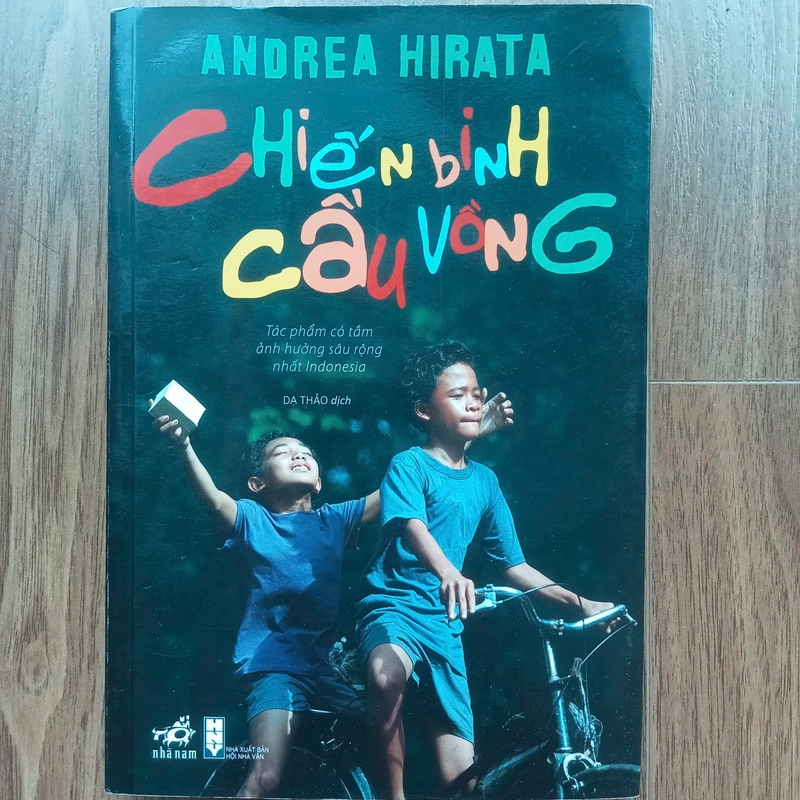 (Mới 85%) Chiến Binh Cầu Vồng - Tiểu Thuyết - Tác giả Andrea Hirata 271266