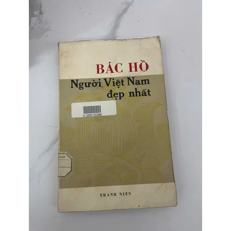Bác Hồ - Người Việt Nam đẹp nhất - Nhiều tác giả 926587