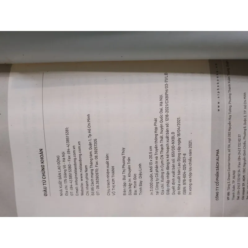 Giàu từ chứng khoán 716357