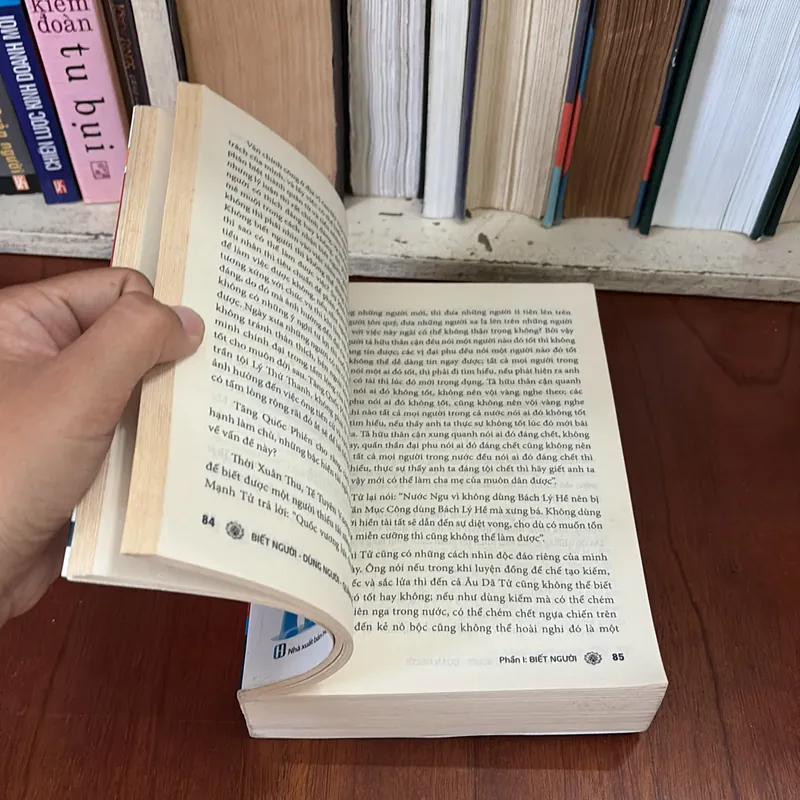 II Sách Kỹ Năng: Bí Quyết Thành Công _ Biết Người, Dùng Người, Quản Người - 2019 593945