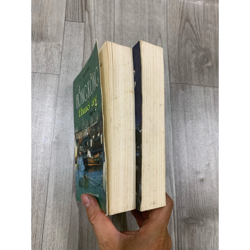Hồng kong thuở ấy. Bộ 2 tập. 1a4 509028