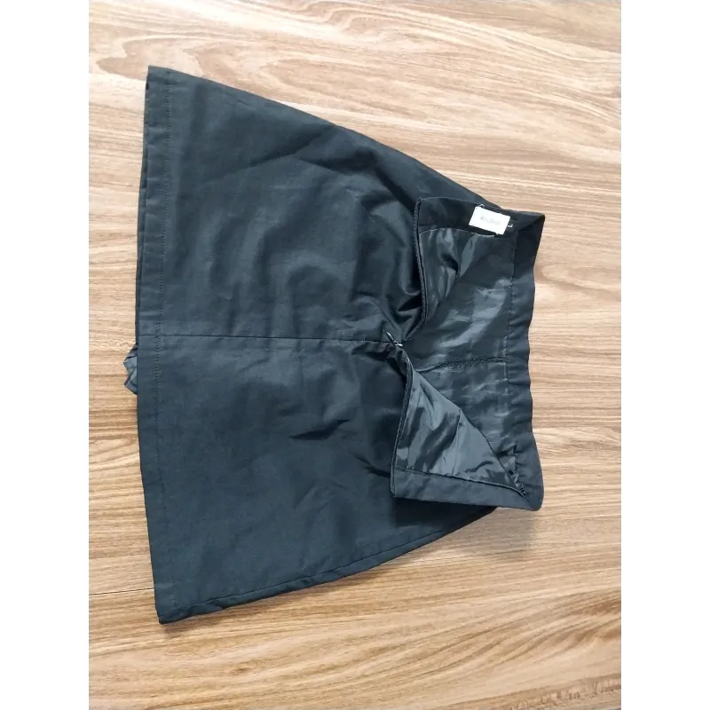 Pass chân váy chữ A, có quần bảo hộ 761449