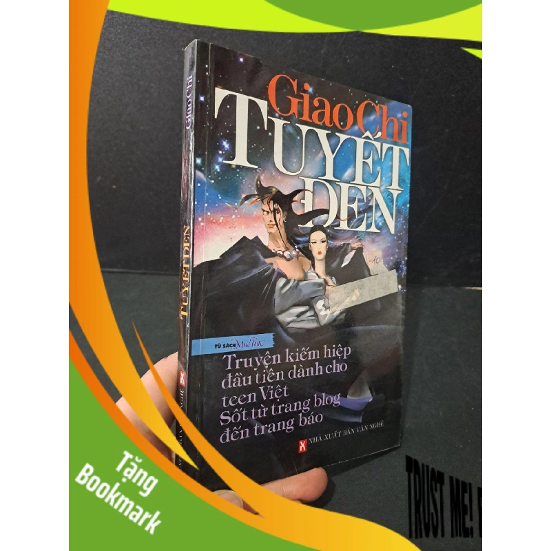 (TẶNG BOOKMARK) Tuyết đen mới 90% bẩn nhẹ 2007 Giao Chi RBK1604 VĂN HỌC 955851