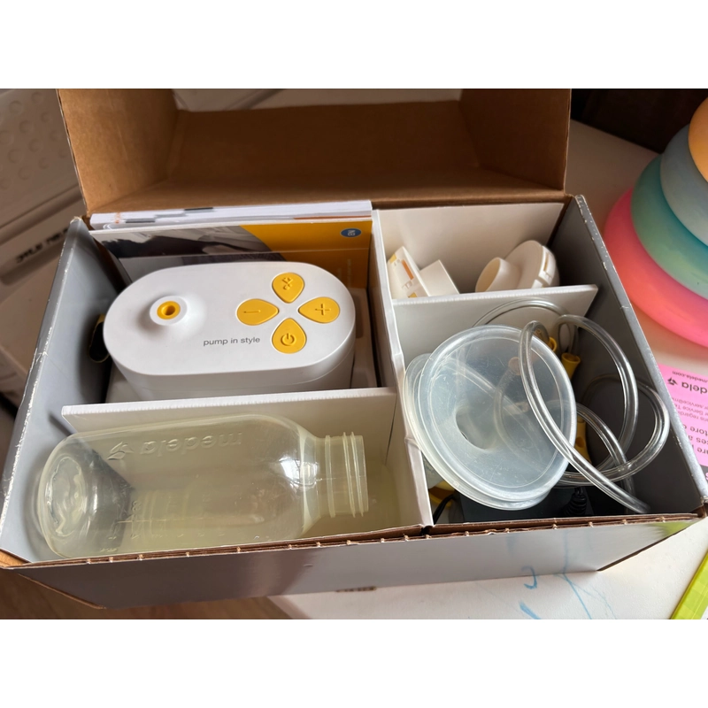 Máy hút sữa Medela Pump in Style Maxflow 464231