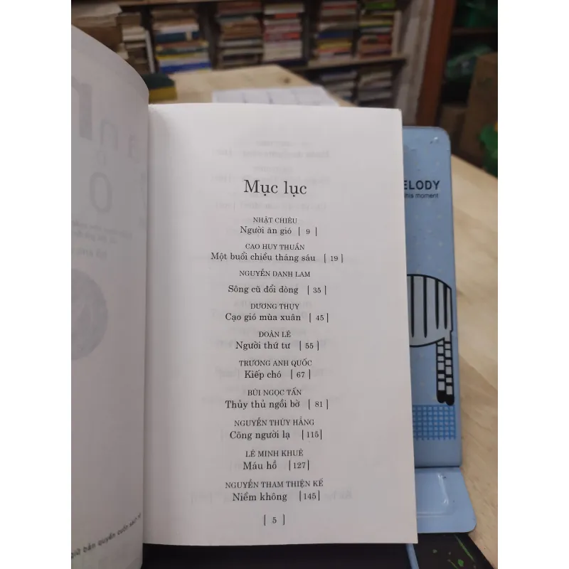 Sách: Văn mới 2005 - 2006 (B2) 757674