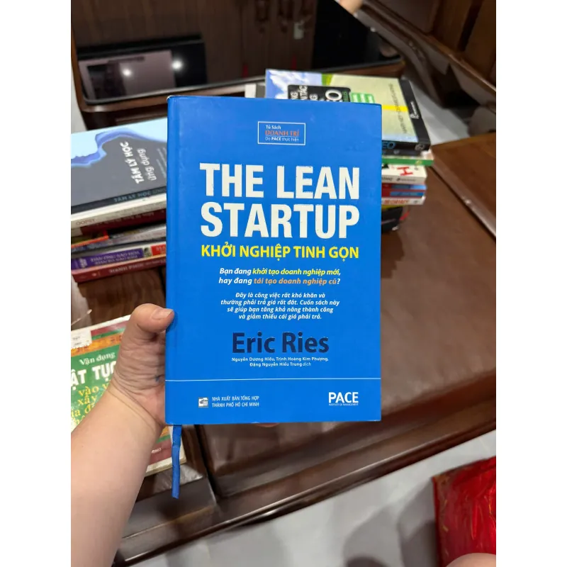THE LEAN STARTUP – KHỞI NGHIỆP TINH GỌN (Eric Ries) - K4 1022635