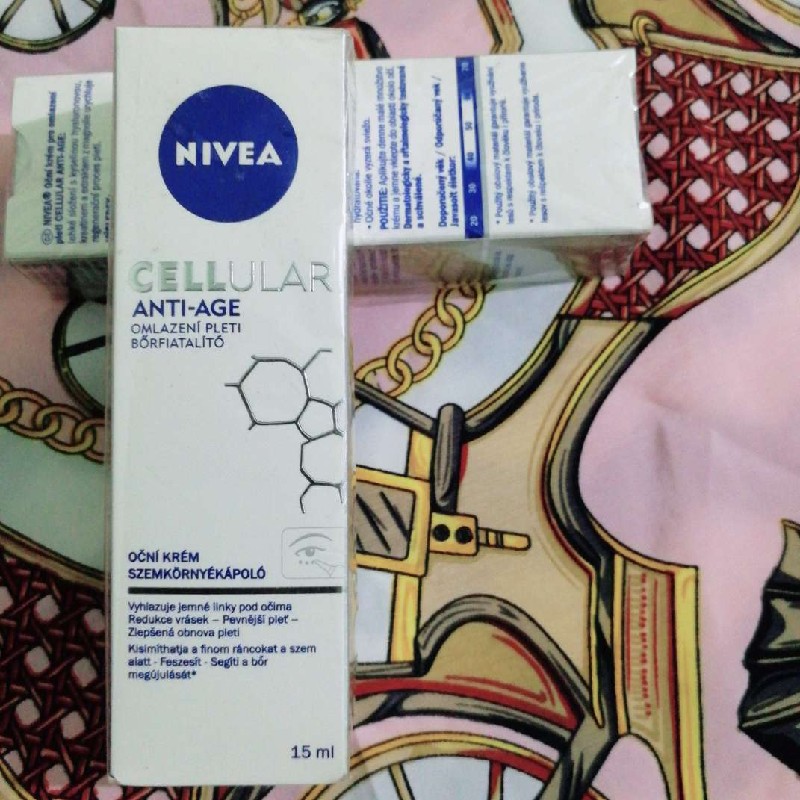 Kem dưỡng mắt Nivea Cellular Anti-Age chống lão hóa, trẻ hóa da, 15ml 57930