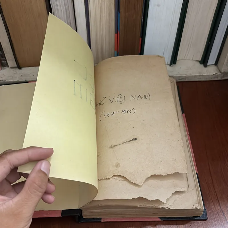 II Sách Xưa (Đã Làm Bìa): Thơ Việt Nam 1945•1975 - Nhiều Tác Giả - 1976 593927